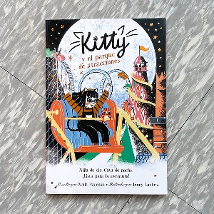 Kitty y el parque de atracciones